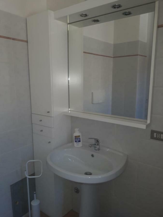 Appartamento Del Lago Villetta Barrea Exterior photo